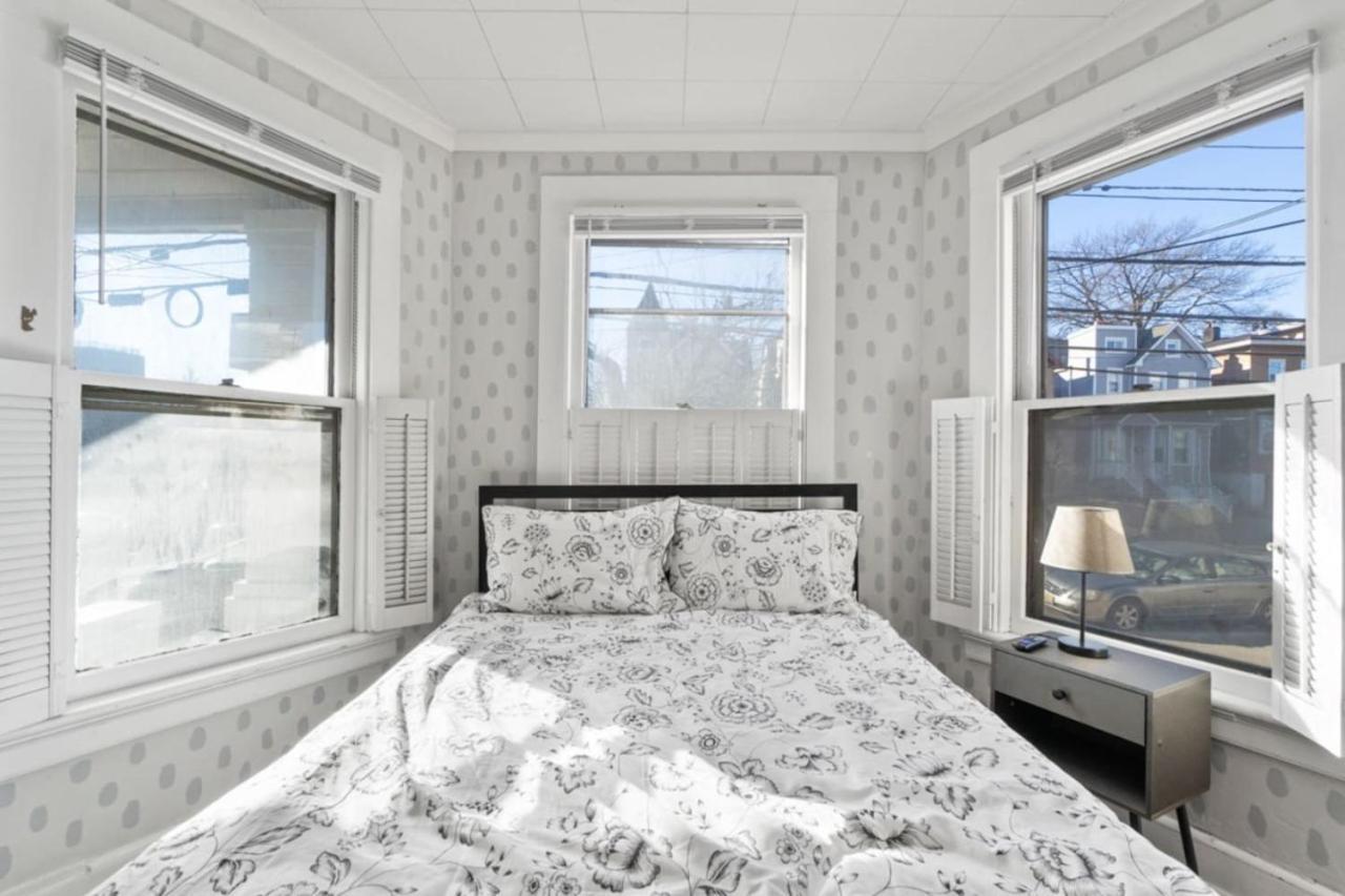 The Whimsical Estate Sleeps 16Plus 20M To Nyc Free Parking New York Bagian luar foto